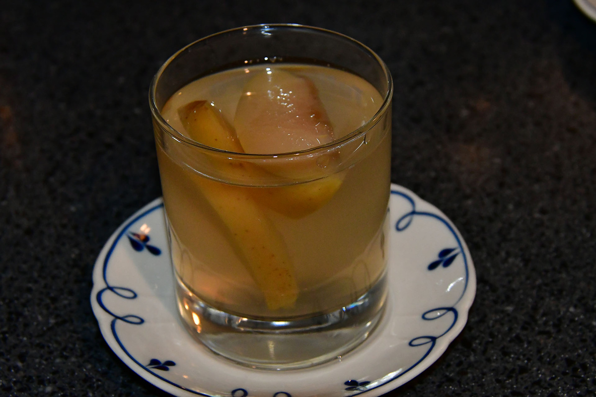 Компот из яблок с корицей