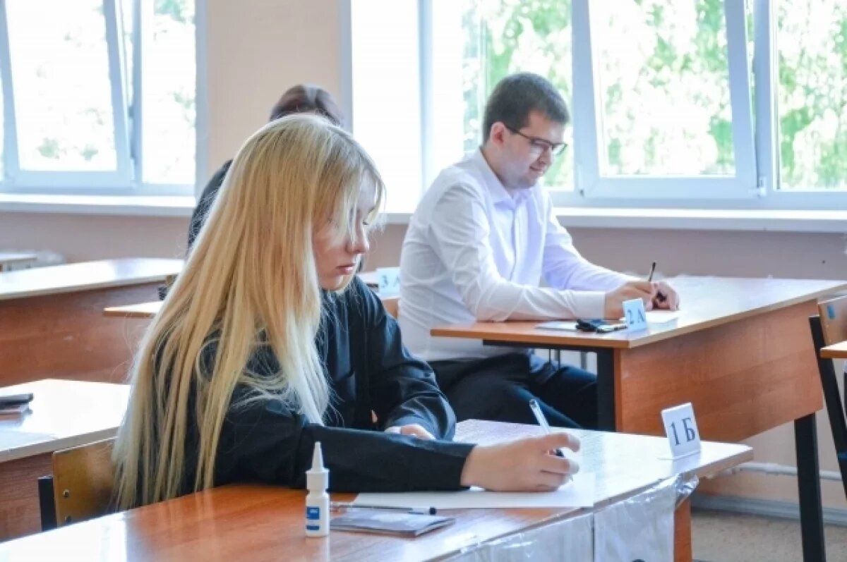    Когда можно сдать и ОГЭ и ЕГЭ в 2025-м, назвали волгоградским школьник