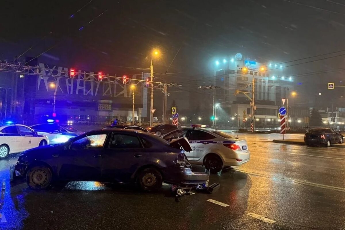    Молодой водитель устроил в Ставрополе ДТП с тремя пострадавшими