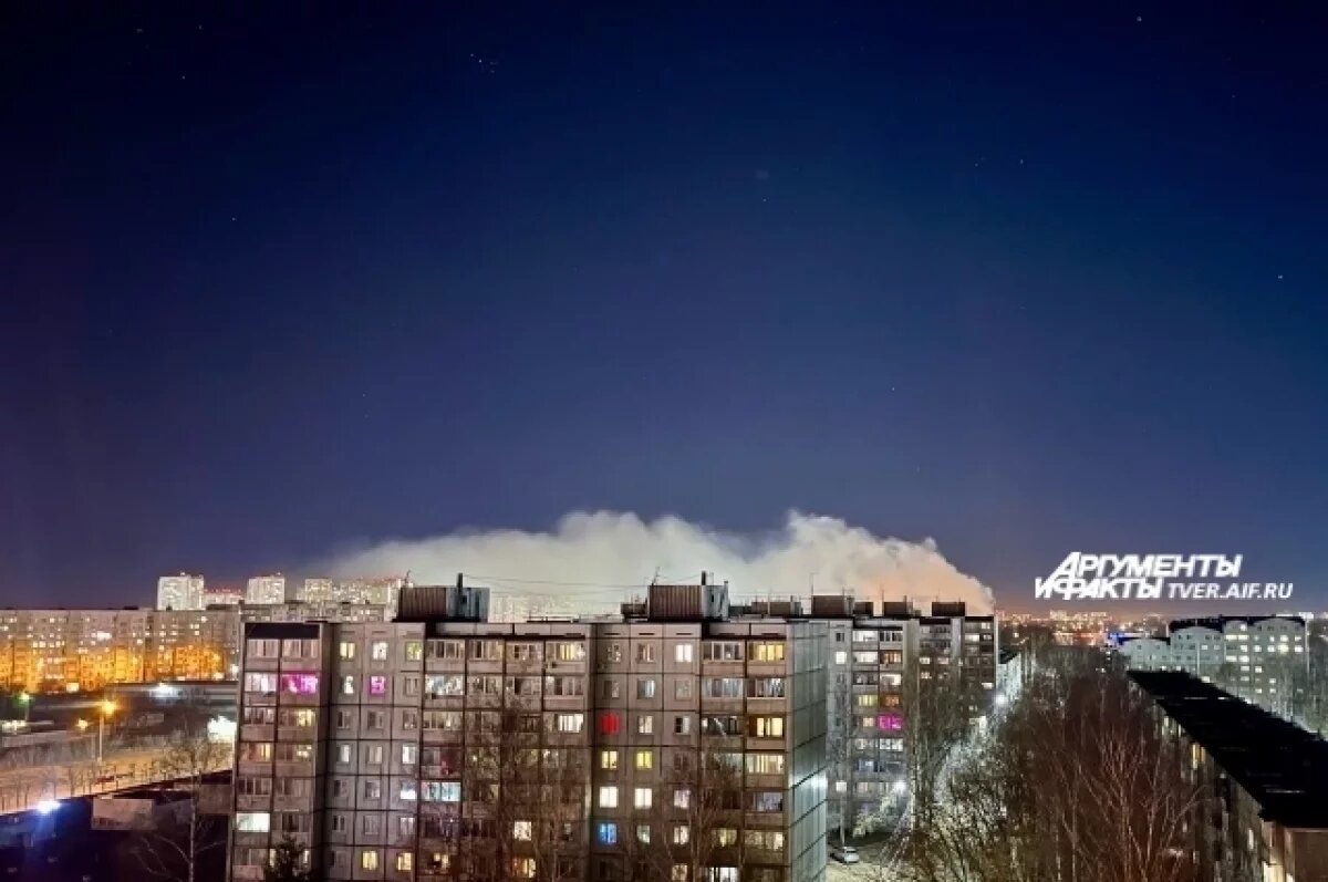    За выходные пожарные выезжали на 73 пожара и на четыре ДТП