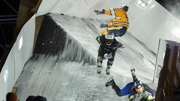    Pari Ice Cross 2025