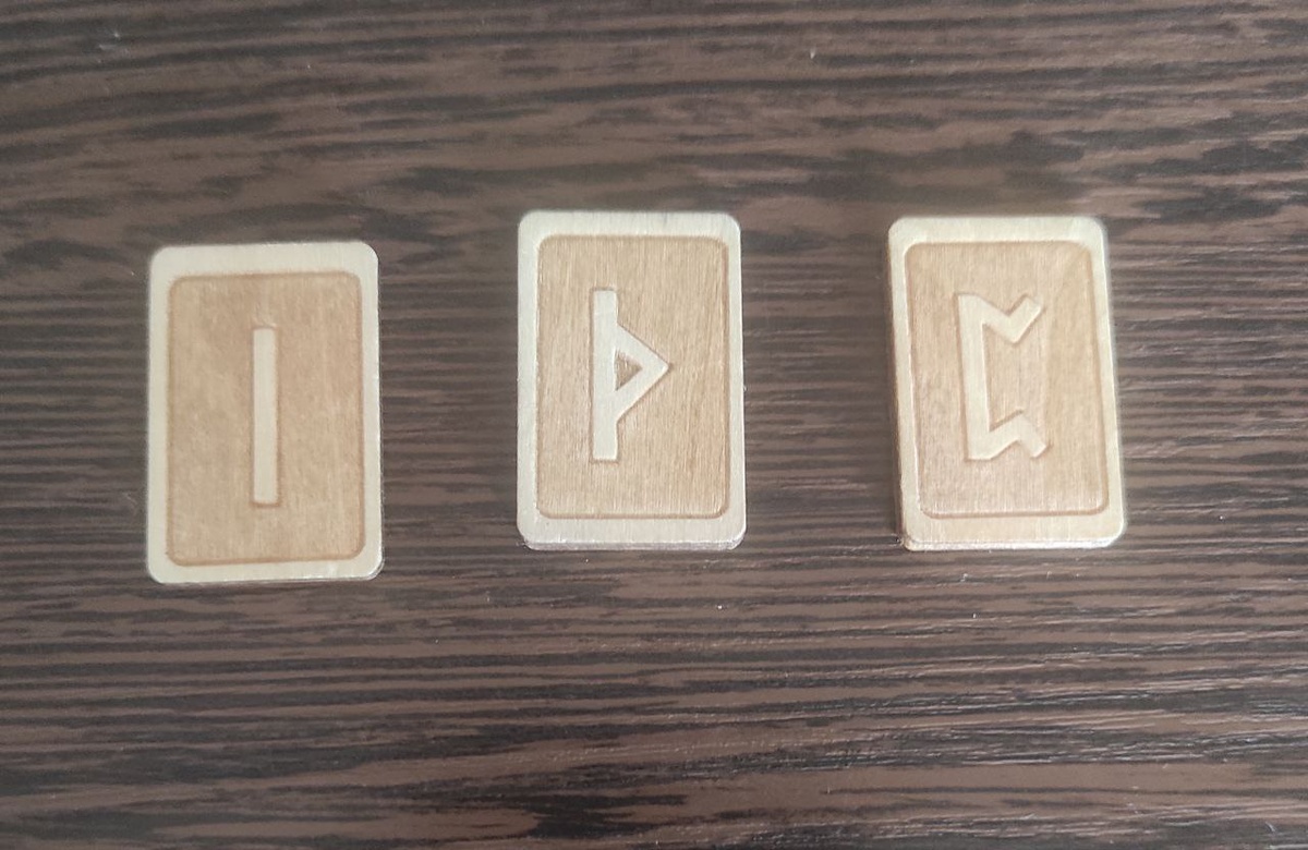 Ответ рун на вопрос "Зачем изучать руны?"