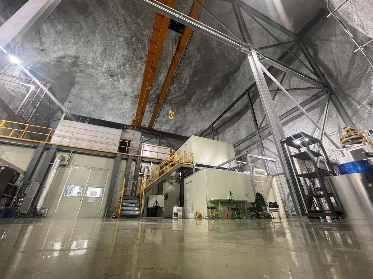 Зал установки эксперимента AMoRE в Йемилабе.    
 Фото: Agrawal et al.  📷
