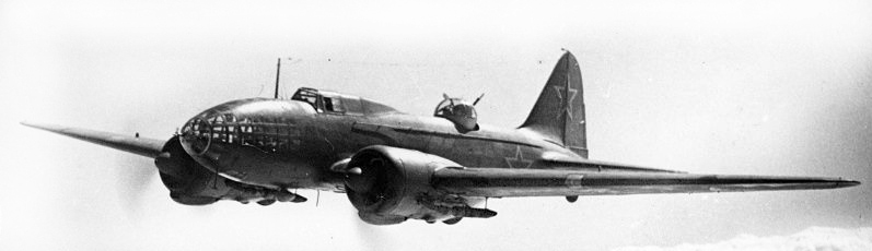 Дальний бомбардировщик Ил-4.