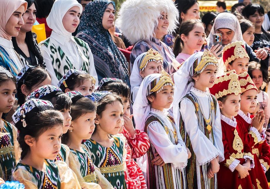 Празднование Навруза в парке «Дружба». Фото Андрея Кудряшова/«Фергана»