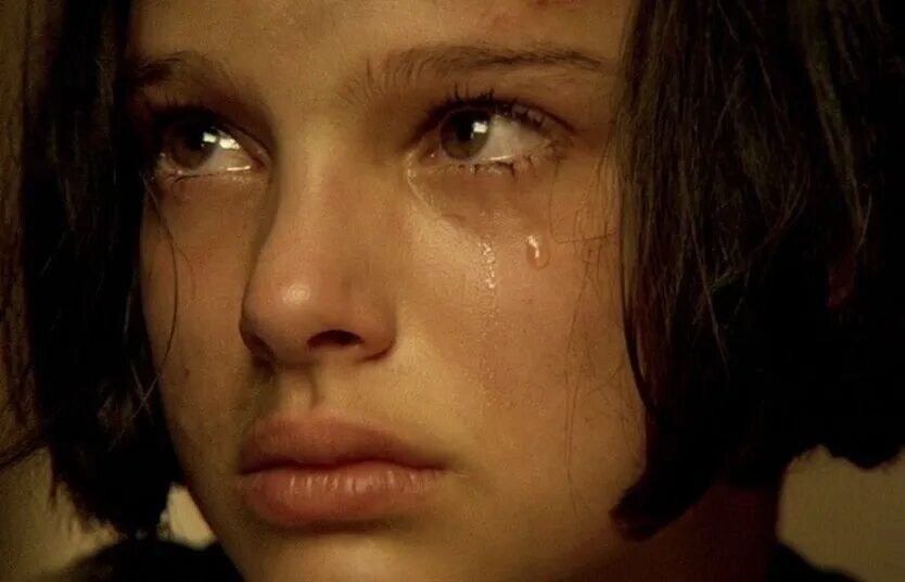 Вот сравните два ракурса из французского кино Люка Бессона «Леон»: неправдоподобно прелестный и реалистичный