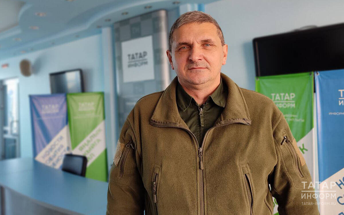 Раилю Миннуллину 54 года. Он кандидат химических наук, поэтому боевые товарищи дали ему позывной ДоцентФото: © Елена Фенина / «Татар-информ»