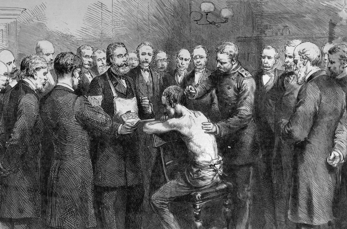     Лечение чахотки / Gettyimages.ru / Bettmann