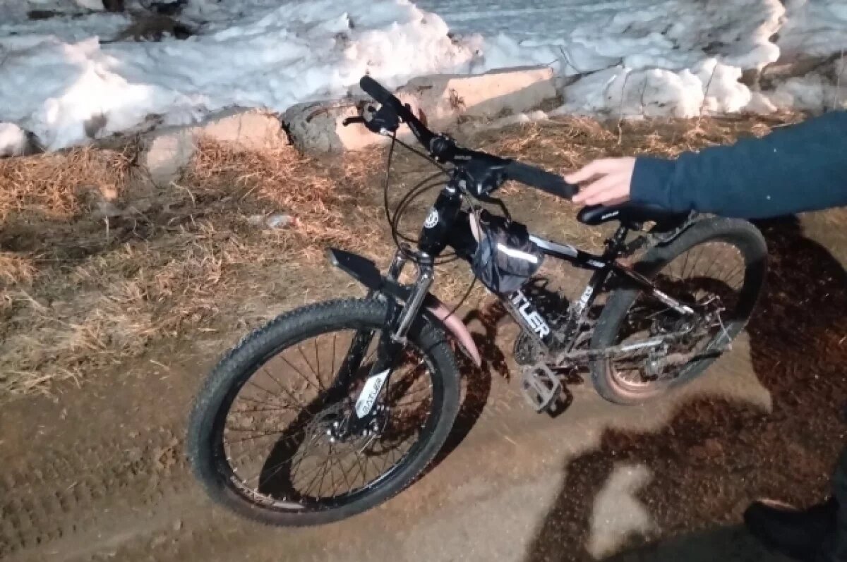    Ребёнка из Удмуртии госпитализировали с травмами после падения с велосипеда