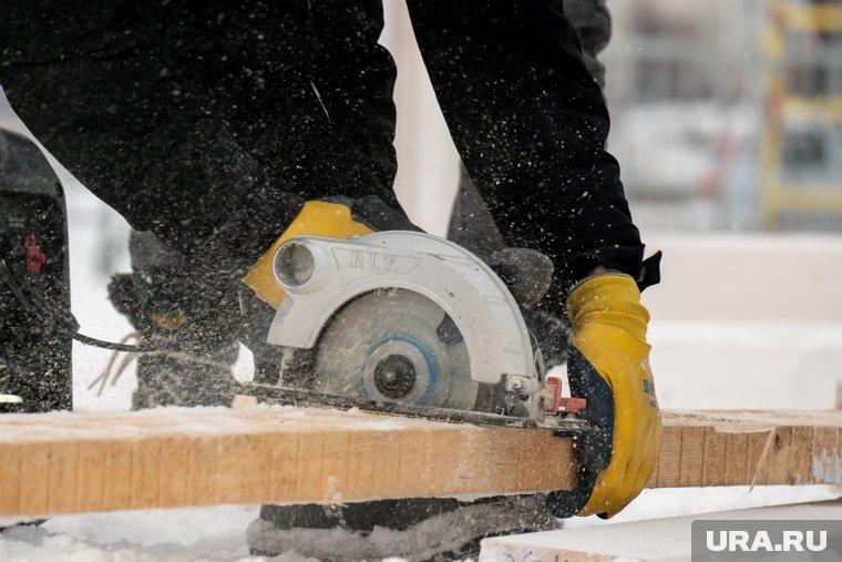    Комитет также требует от завода привести в состояние до реконструкции деревообрабатывающий цех