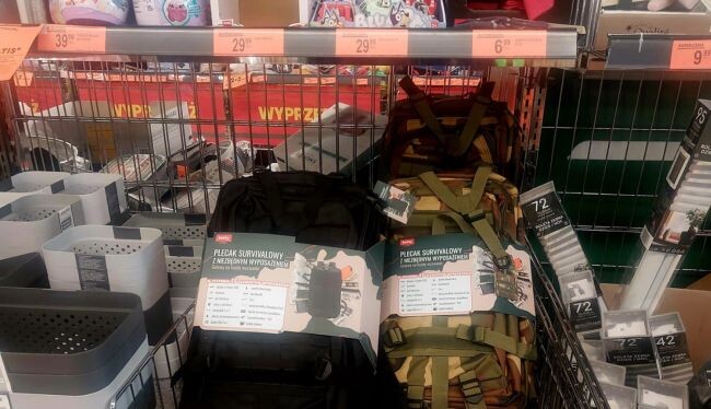    В Польше начали торговать «эвакуационными рюкзаками» для выживания