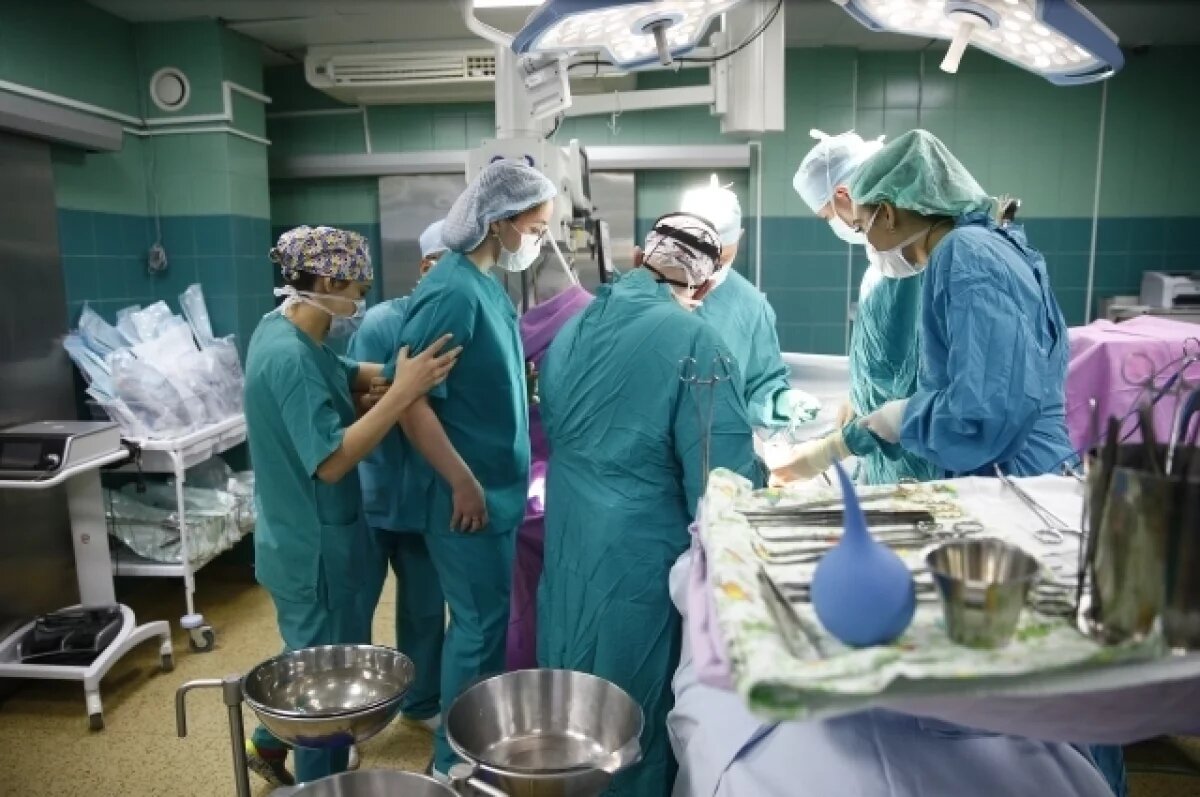    В ККБ №1 ежегодно выполняется 75 тысяч операций, из них 25 тысяч высокотехнологичных вмешательств