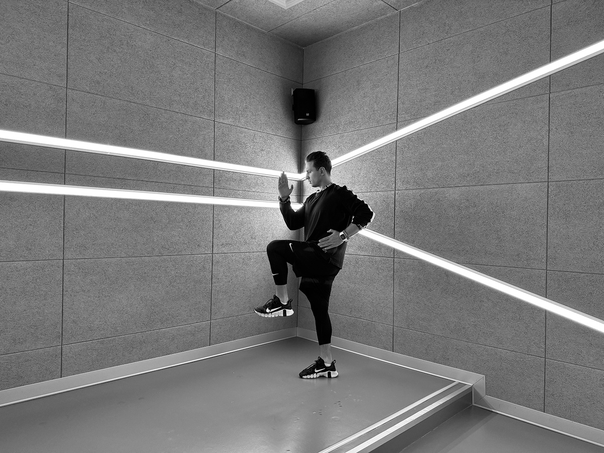    Какие упражнения сделают мышцы крепкими? Показывает тренер (фото 2)