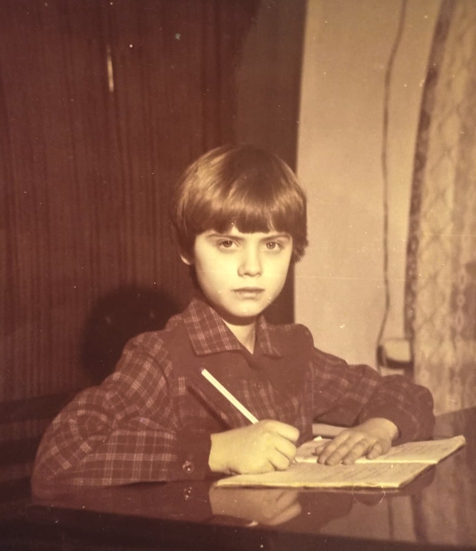 Я в возрасте 9 лет