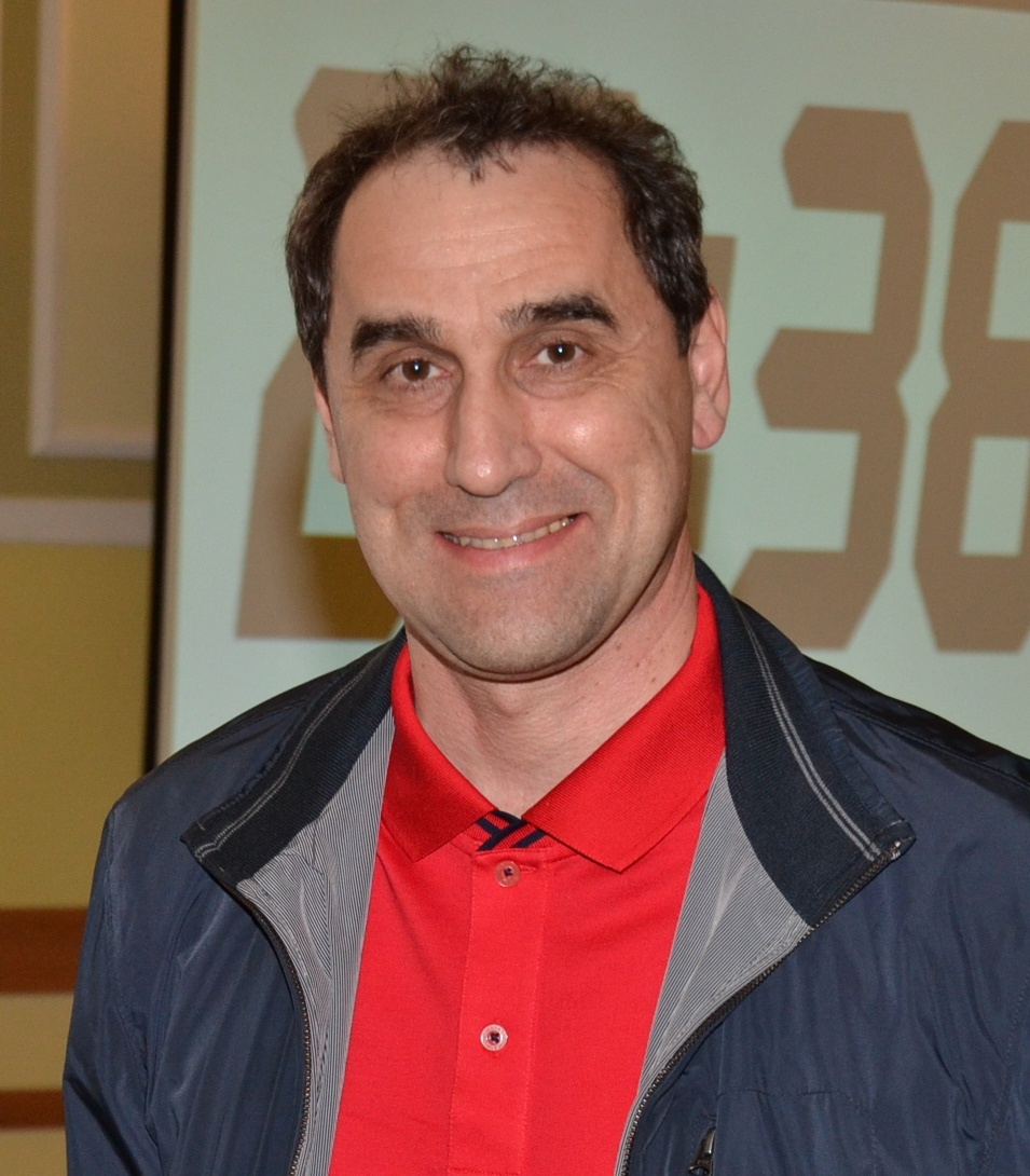 Международный гроссмейстер по шахматной композиции Игорь Агапов