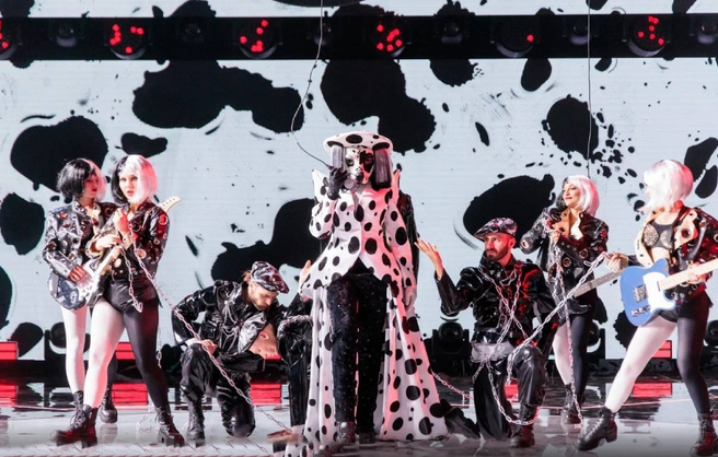 Далматин. фрагмент из шоу Маска" 7 выпуск