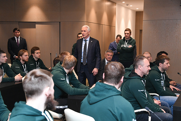    Зинэтула Билялетдинов: «Боритесь до конца. Всё в ваших руках».   
Фото: rais.tatarstan.ru