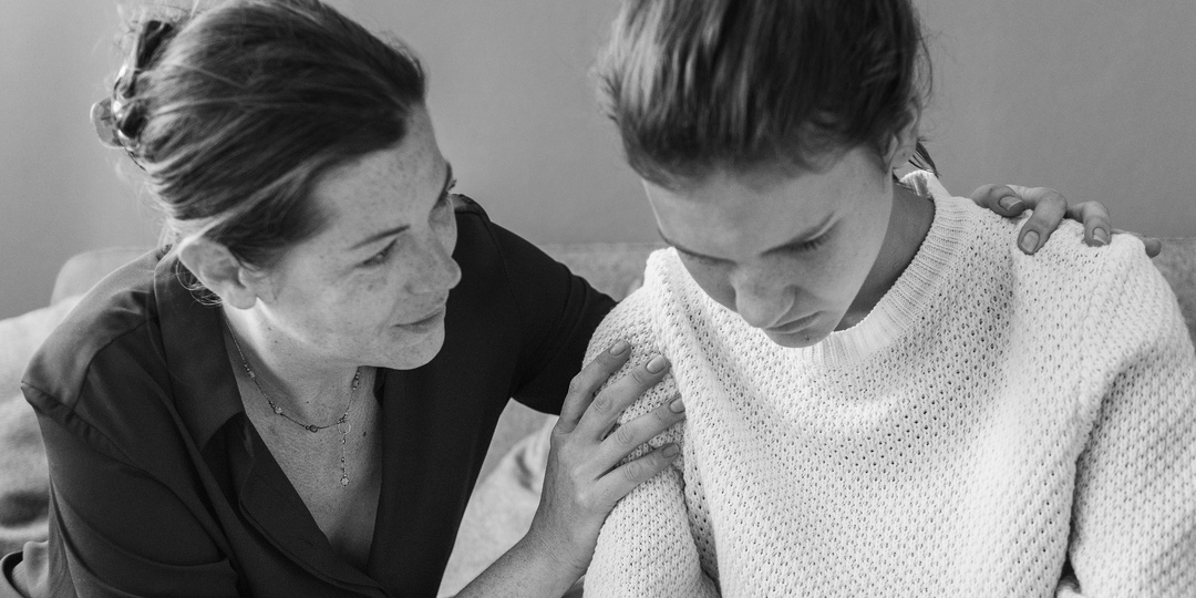 Первые «звоночки» депрессии: как определить опасное состояние и помочь близким?