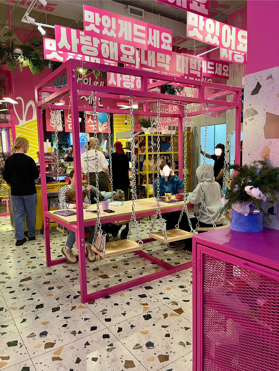 Качели в ресторане «Чико» в Воронеже 