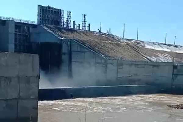    «Вода упала метра на 1,5»: Обзор рек в Казахстане и дамбы Актюбинского водохранилища