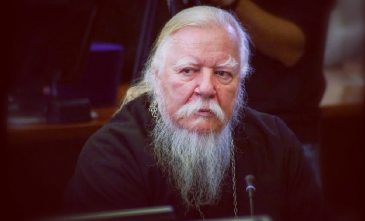 Димитрий Смирнов (07.03.1951 — 21.10.2020 гг.) — протоиерей, церковный и общественный деятель.