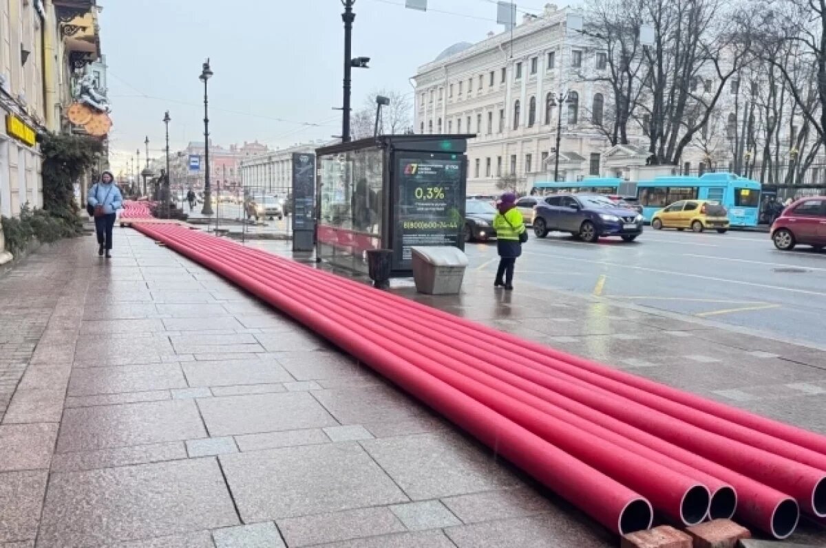    Нарушители получат миллионный штраф за изуродованный трубами Невский