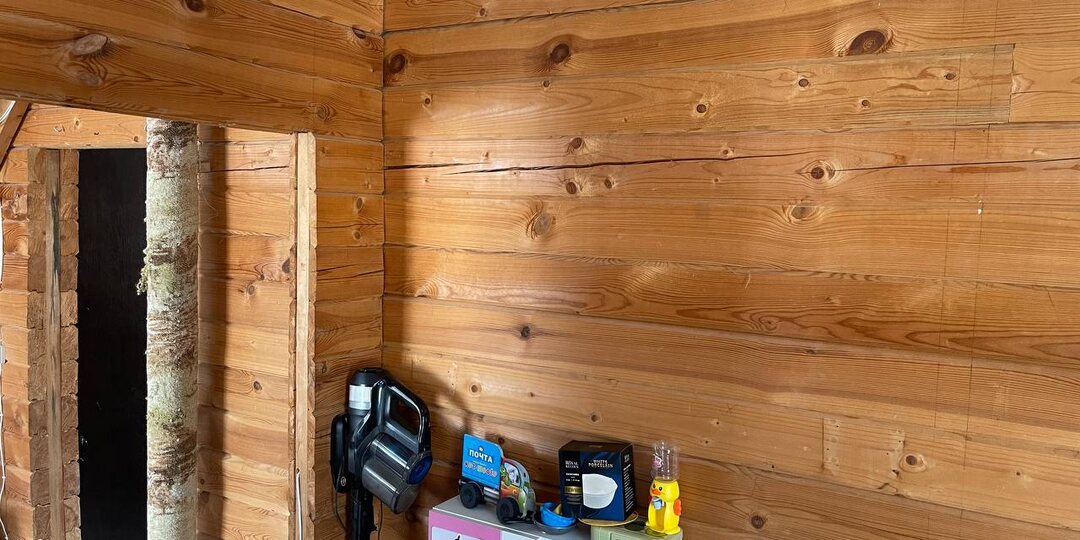 Щели в брусе: замазывать или любоваться? Ликбез для перфекционистов и экономных