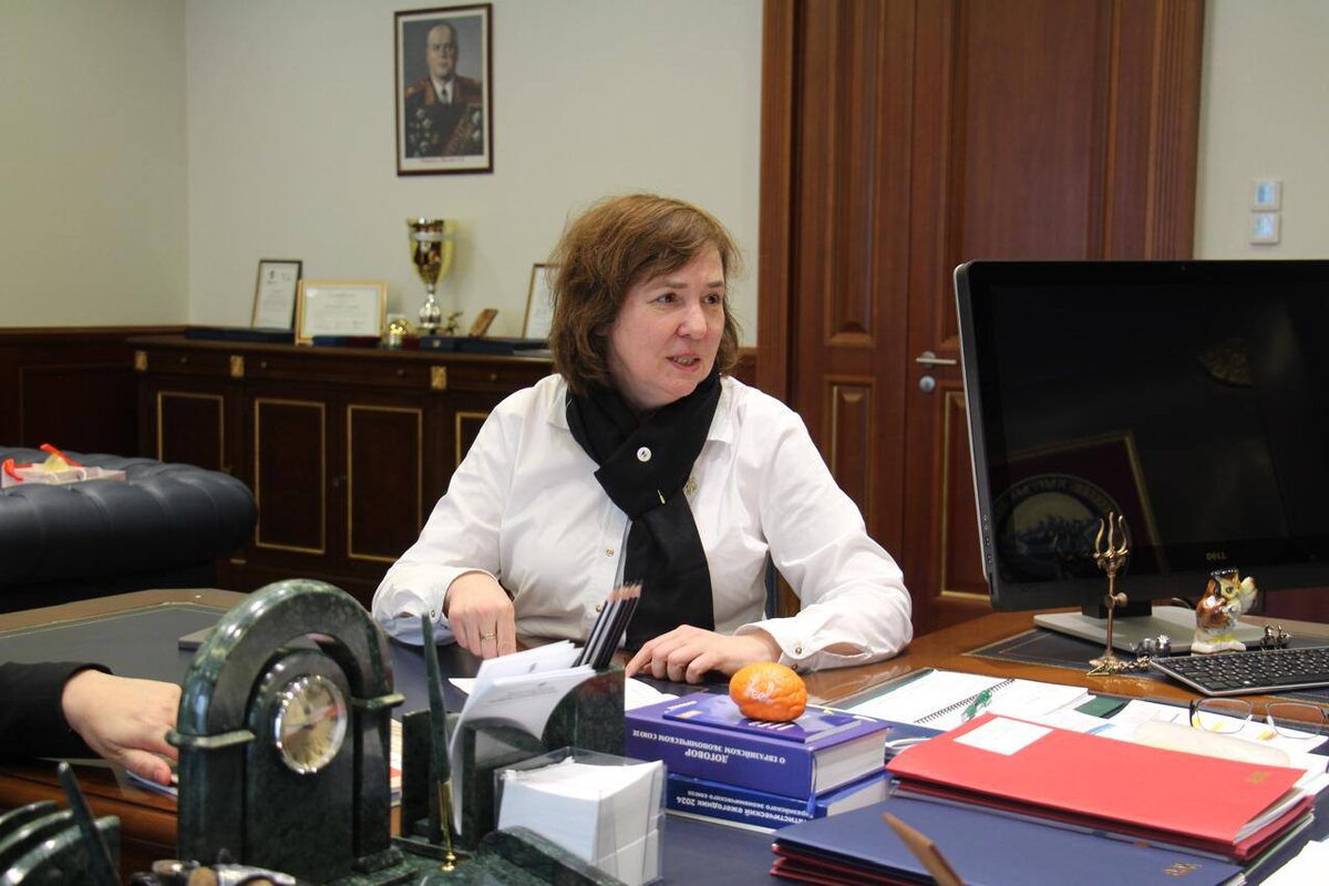 В пятницу состоялась рабочая встреча профессора РУДН, президента ИНК д.э.н. Попковой Е.Г. по вопросам научно-технического взаимодействия с членом Коллегии (министром) по энергетике и инфраструктуре Евразийской экономической комиссии, заслуженного экономиста Кыргызстана, д.э.н., профессора АРЗЫБЕКОМ ОРОЗБЕКОВИЧЕМ КОЖОШЕВЫМ. 