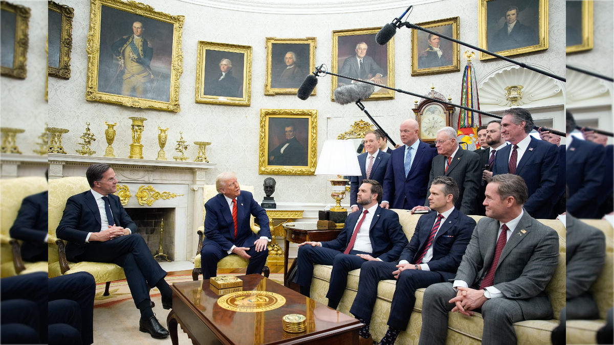 Фото: Yuri Gripas - Pool via CNP / globallookpress.com