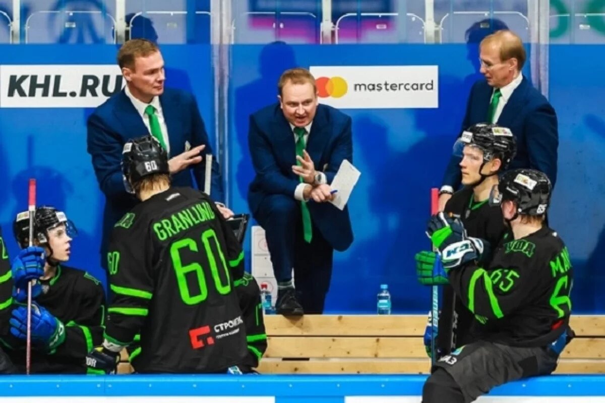    Стала известна зарплата главного тренера «Салавата Юлаева» Виктора Козлова