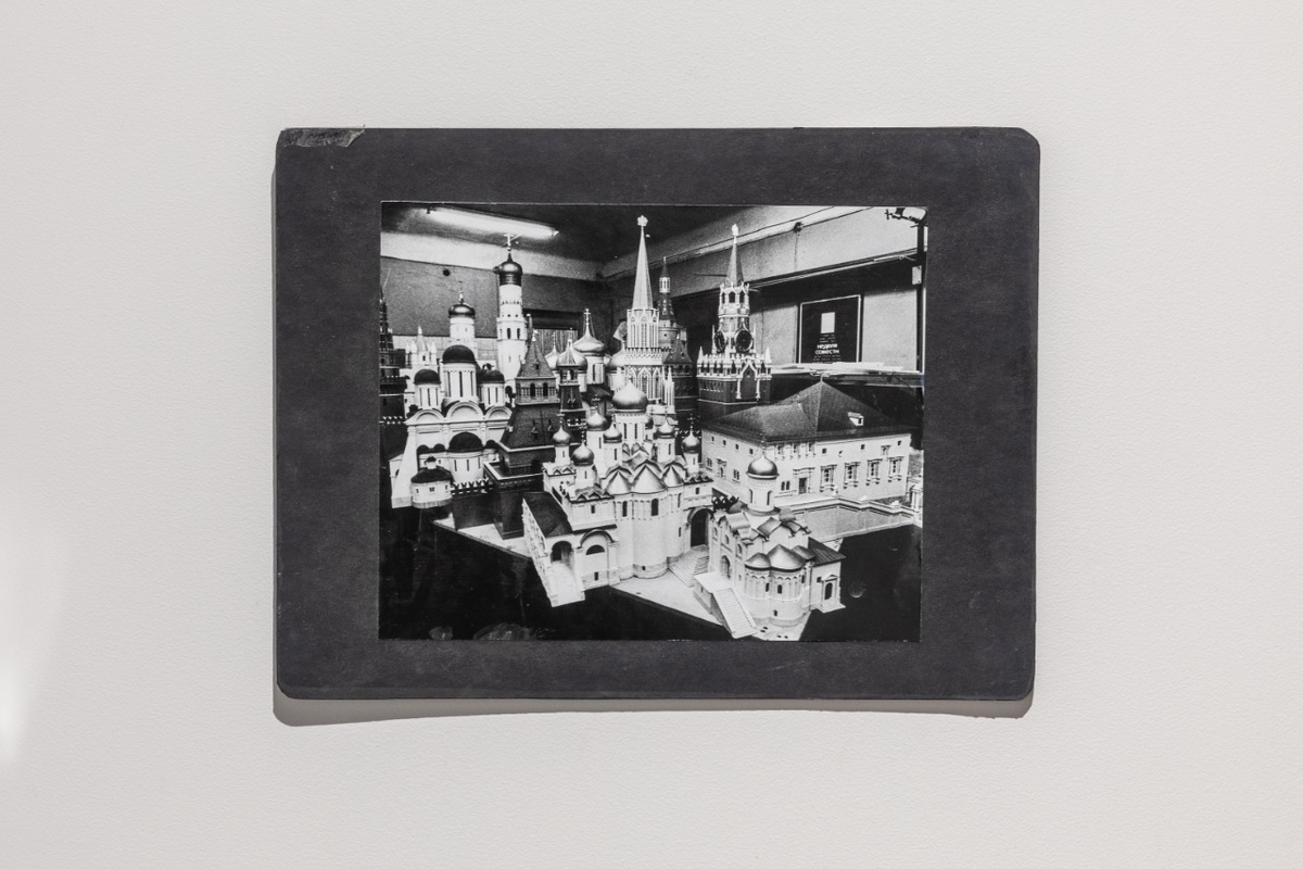    В Туле откроется выставка Аси Заславской «Архитектура времени» (фото 2)