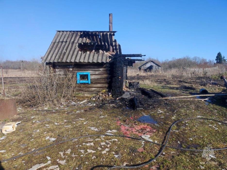 64 пожара произошло в Псковской области за выходные
Фото: пресс-служба ГУ МЧС России по Псковской области