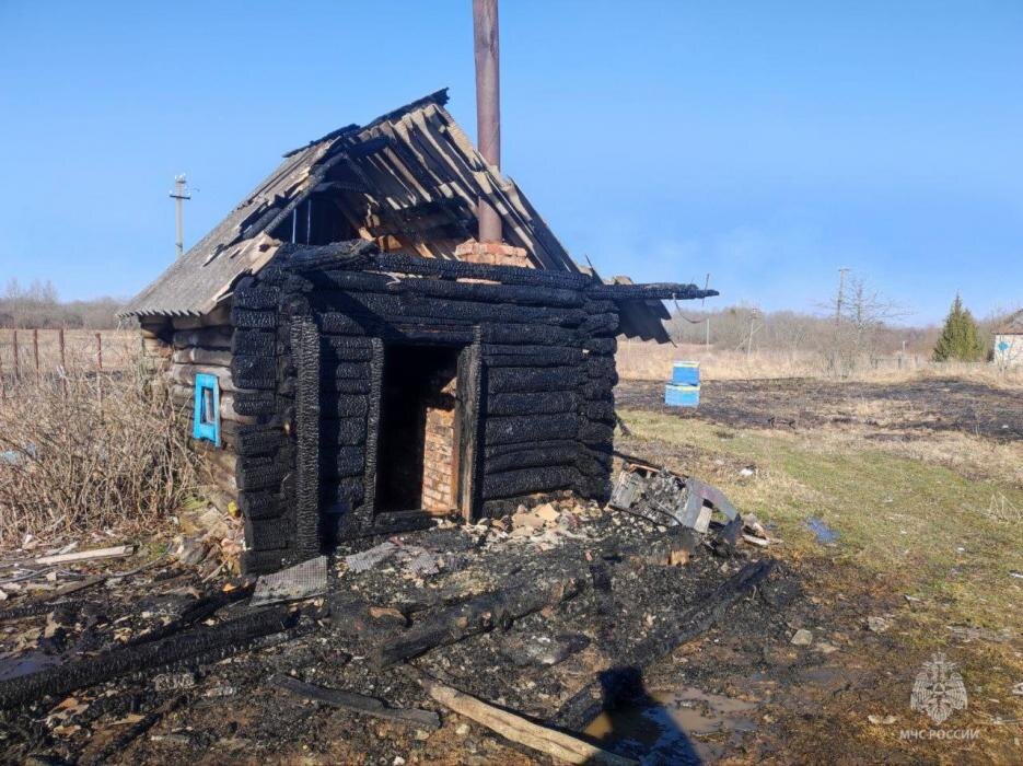 64 пожара произошло в Псковской области за выходные
Фото: пресс-служба ГУ МЧС России по Псковской области