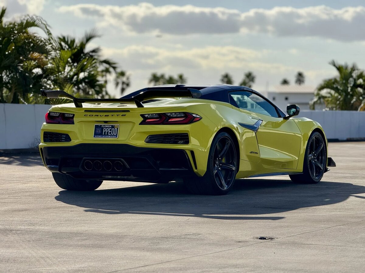 2025 C8 Corvette