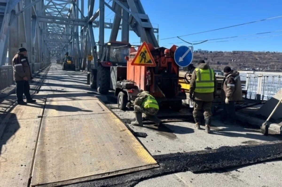    На Императорском мосту готовятся к замене четвёртого деформационного шва