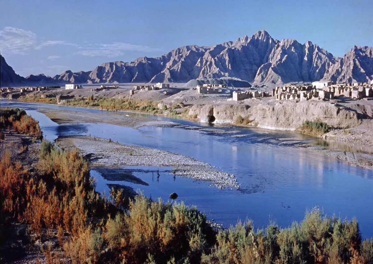 Река Аргандаб, Афганистан. Фото взято из открытого источника "Яндекс.Картинки"