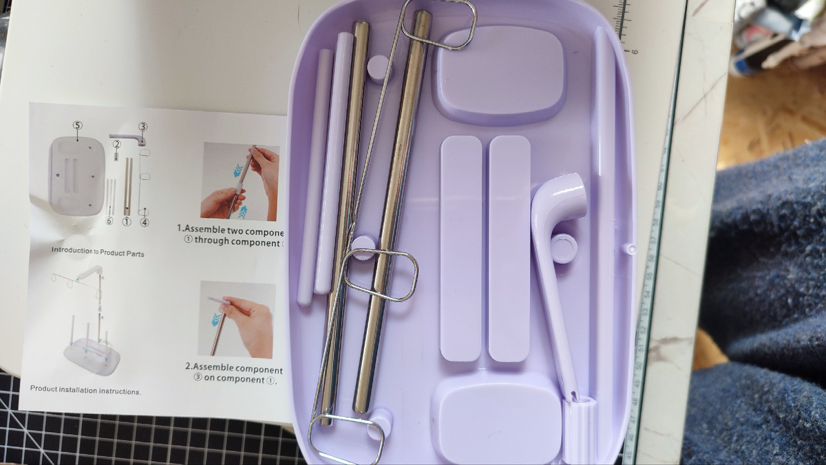 Разобранная стойка для бабин, собранная будет ниже