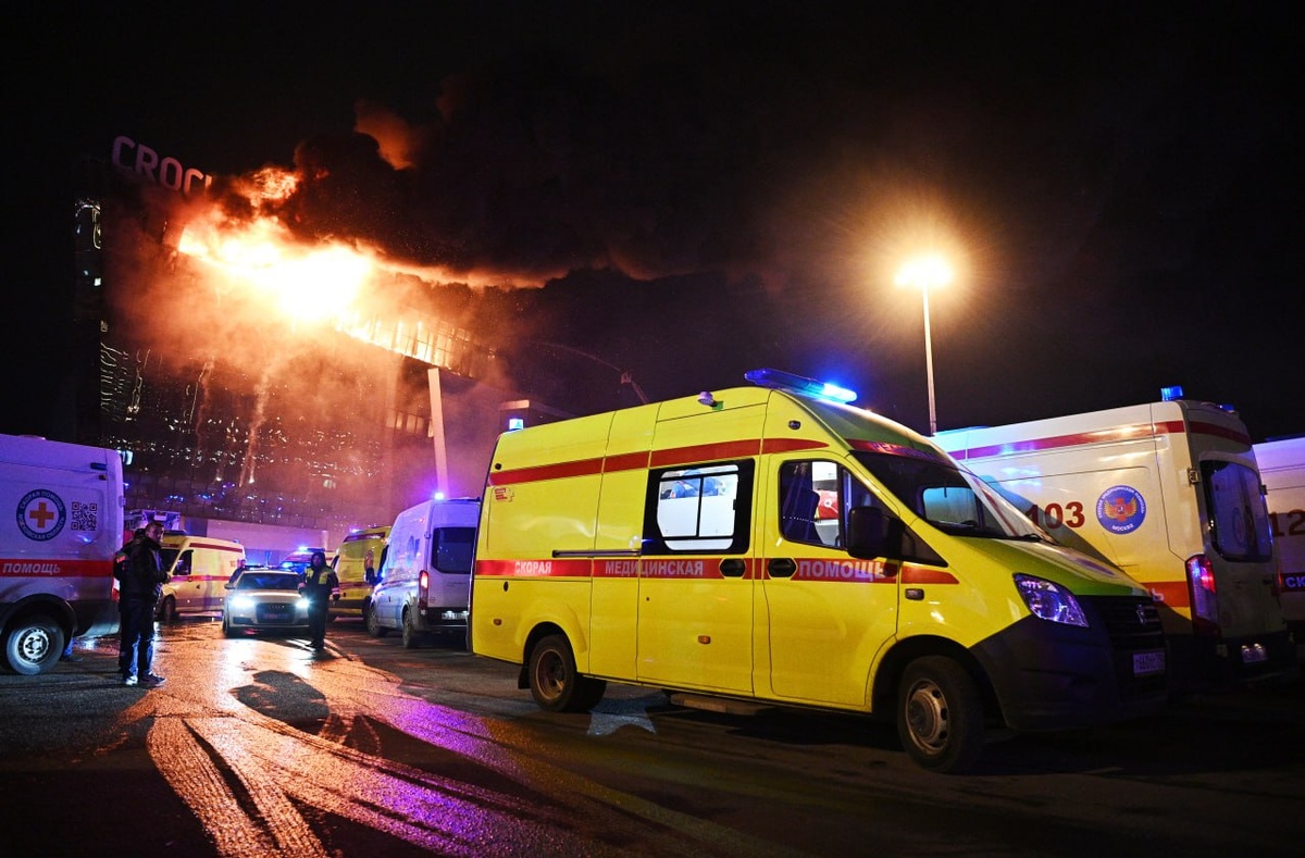 Год назад трагедия в Крокусе потрясла мир. Фото: Сергей БОБЫЛЕВ/РИА Новости
