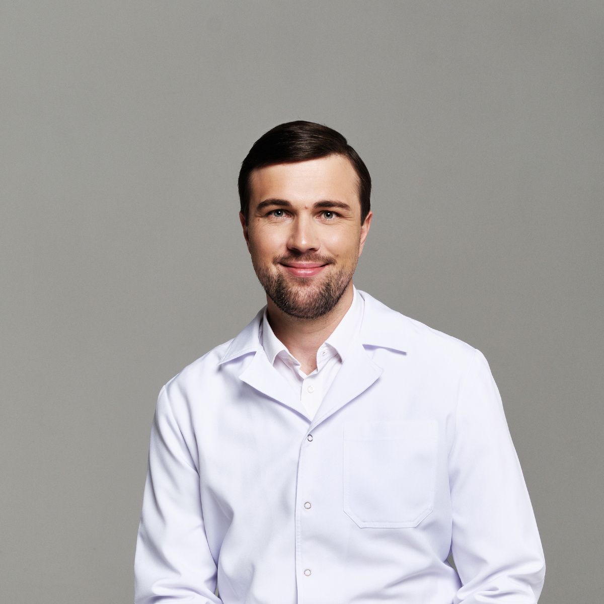 Укпаинский Леонид Сергеевич, пластический хирург.