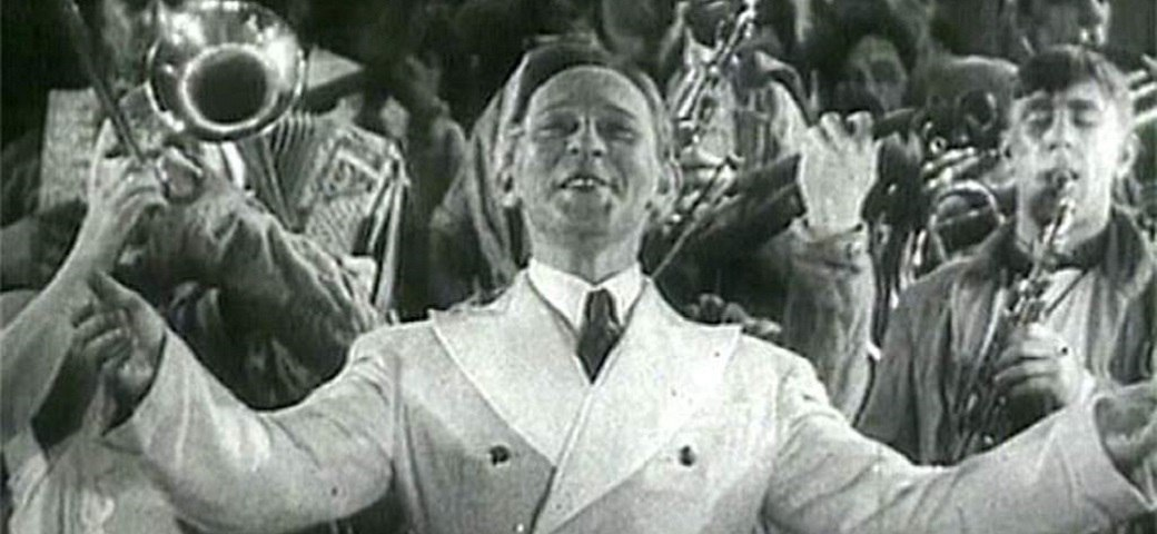 Кадр из фильма "Веселые ребята" (1934)