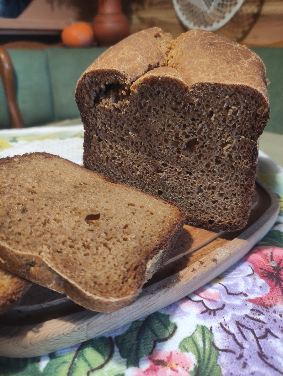 Вот такой хлебушек получился.