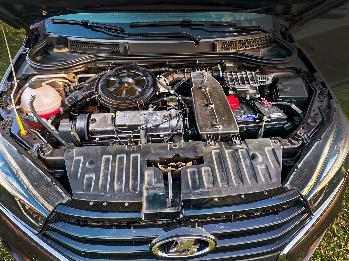 Странно, почему "Весты" с карбюратором не выпускают - вот это была бы потеха