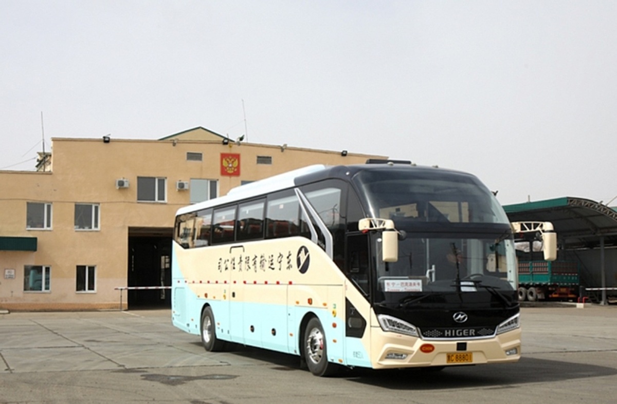 Власти выделили 900 млн рублей на ускорение пропуска через границу.  Фото: Фото: правительство Приморского края / Иван Дякин / primorsky.ru