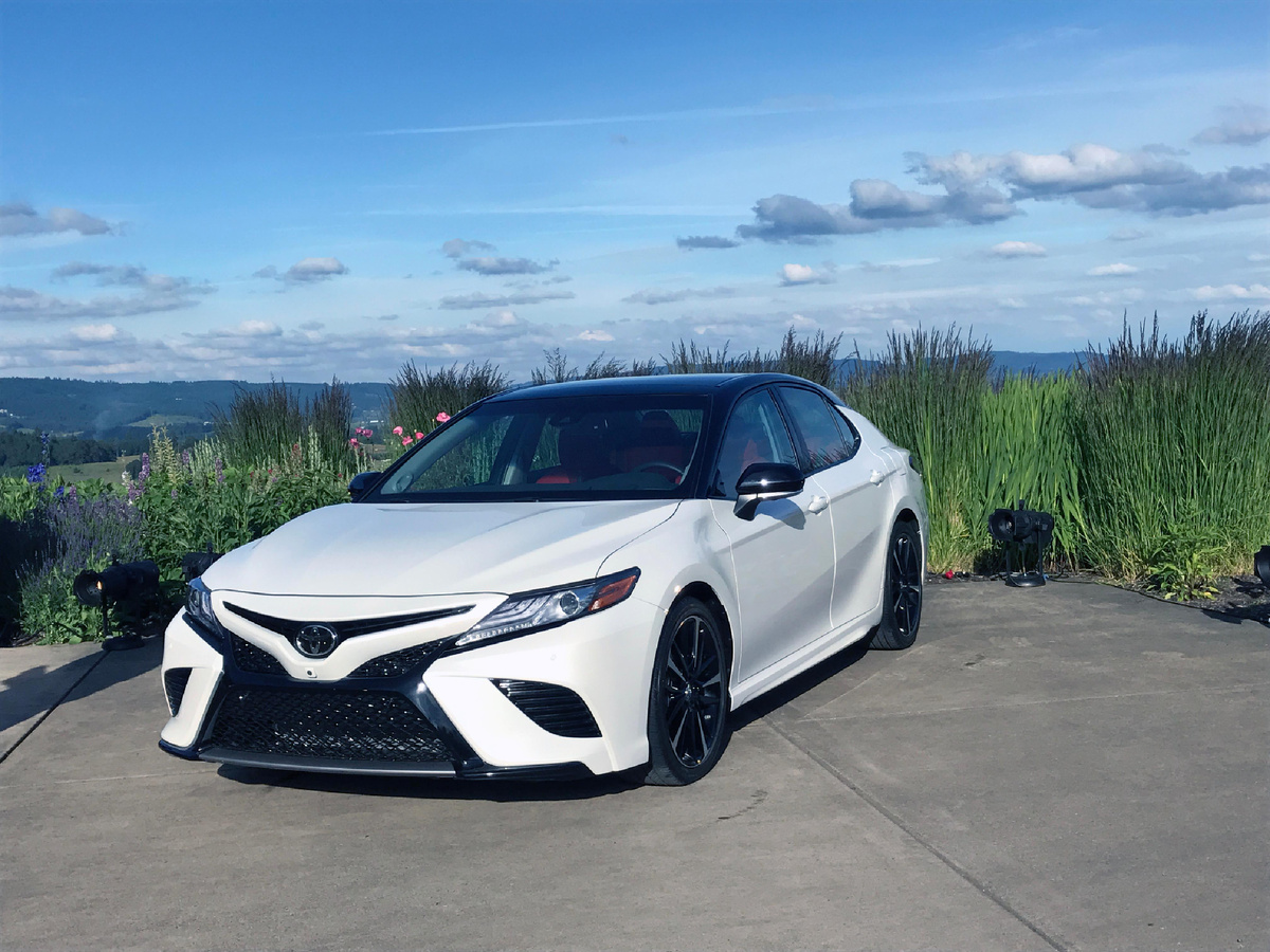 Toyota Camry 2018 года.