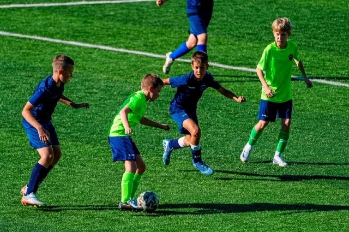    Занятия в секции бесплатные, но для того, чтобы принять участие, необходимо иметь спортивную форму, оригинал справки от врача и свидетельство о рождении