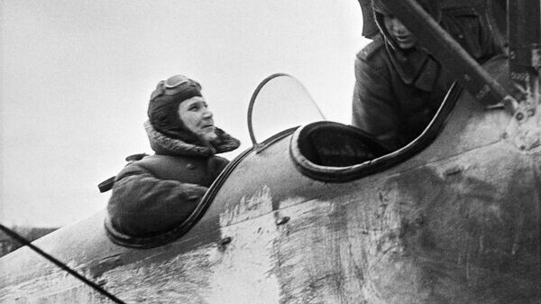    © РИА Новости . Израиль Озерский