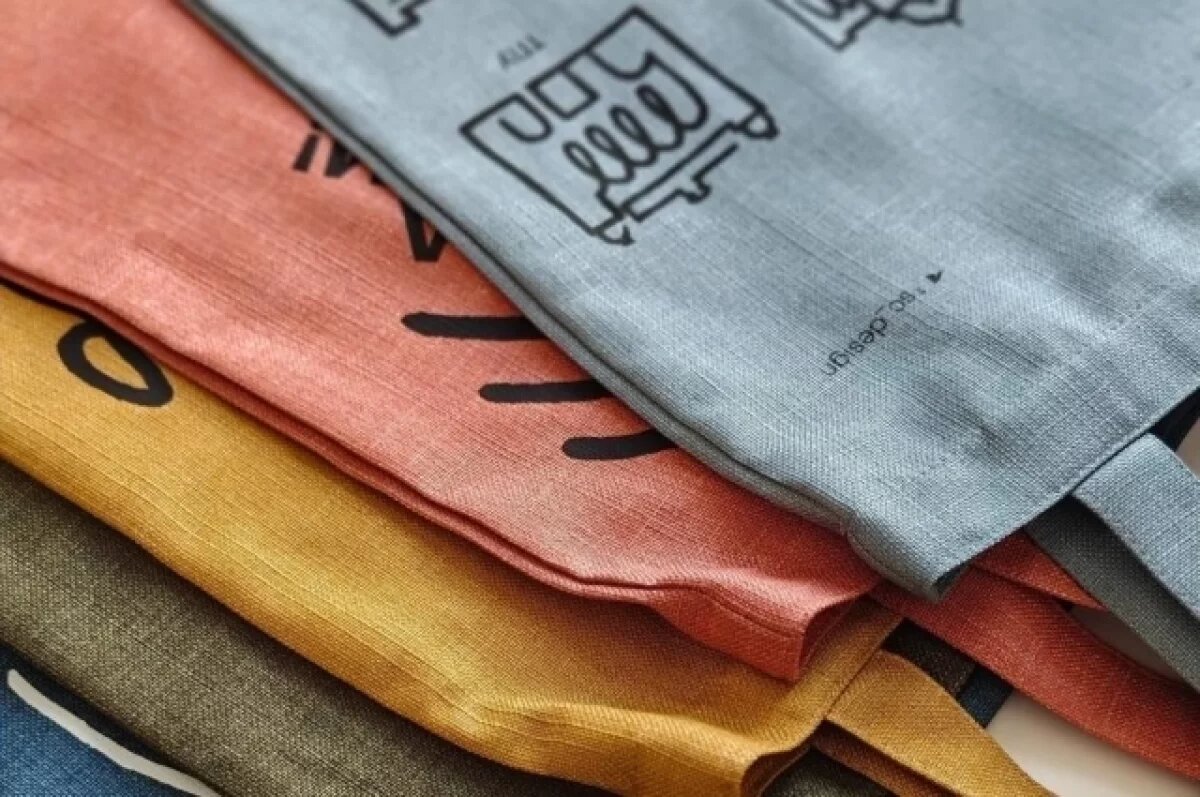    В Томске выпустили первую партию мерча «Томск – студенческая столица»