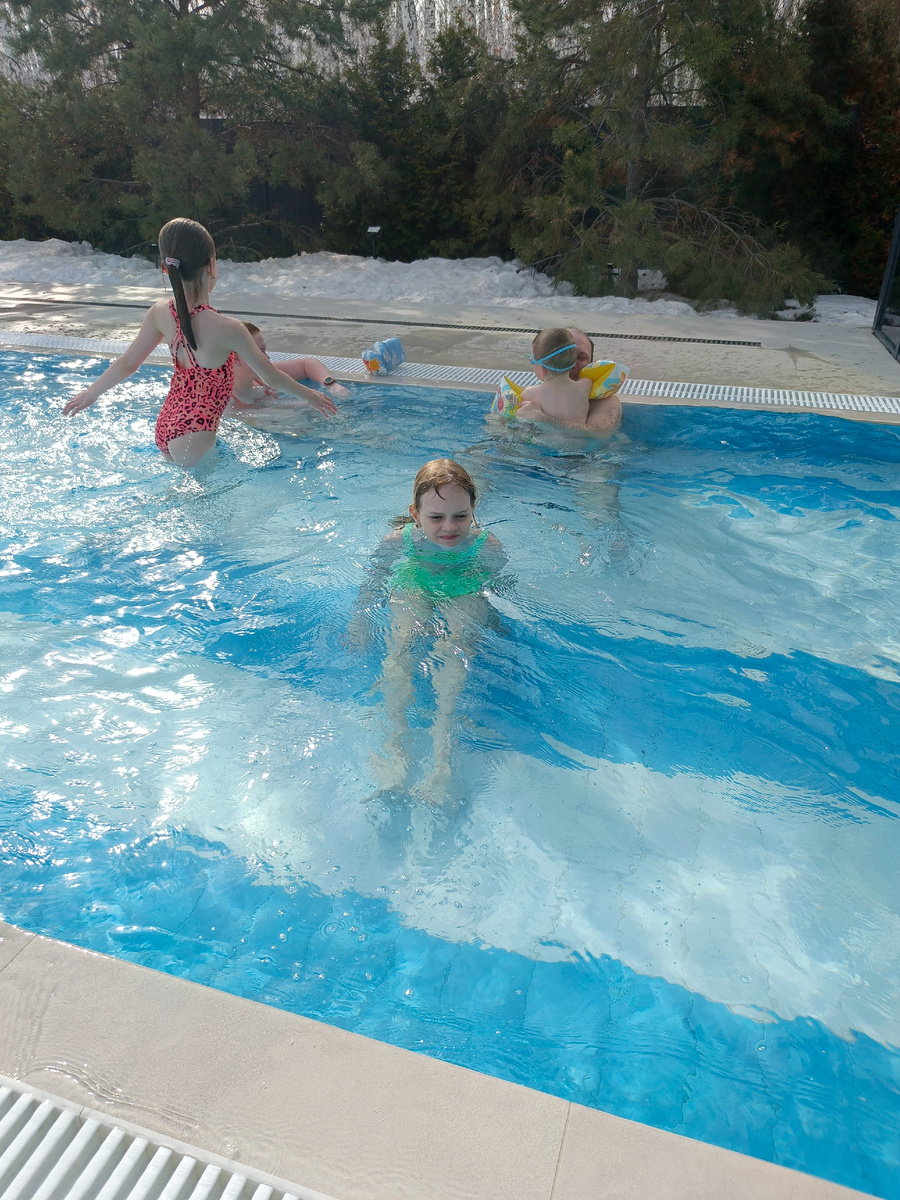 Бассейн для детей, так называемый лягушатник.