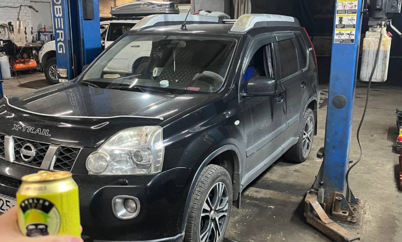 Мой железный конь в сервисе.