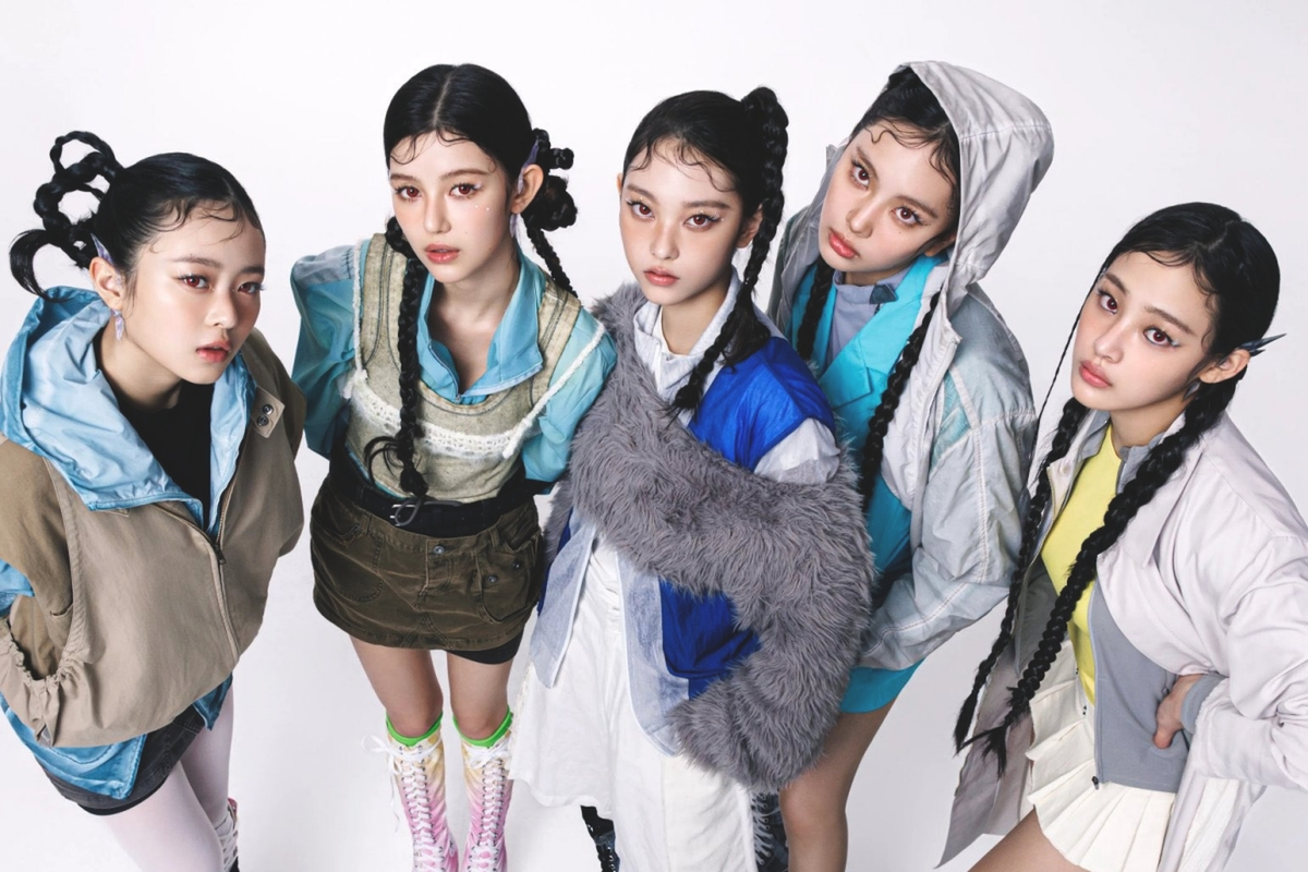     «Делаем шаг назад»: NewJeans берут паузу после выступления на ComplexCon